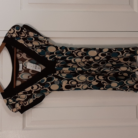 Blouse empire style with tie ups. - Picture 1 of 4